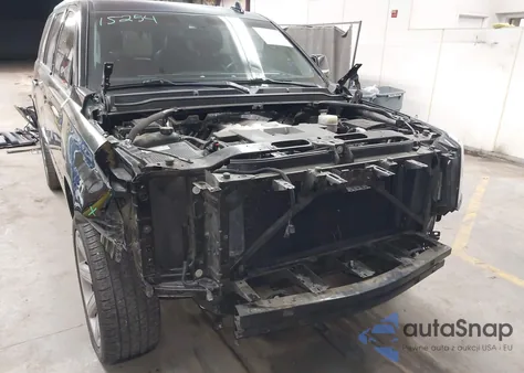 2017 Cadillac Escalade Luxury z USA, uszkodzony, nr VIN 1GYS3BKJ1HR253492